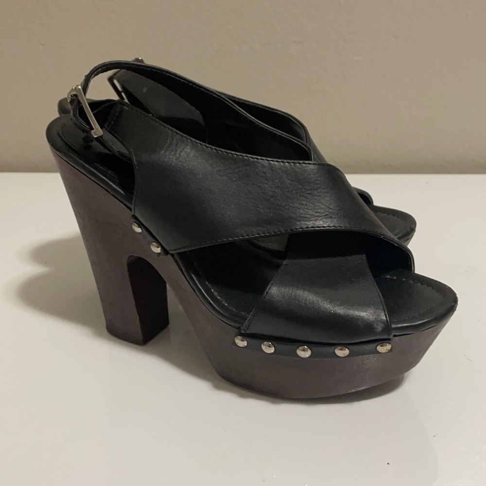 Platform chunk heels